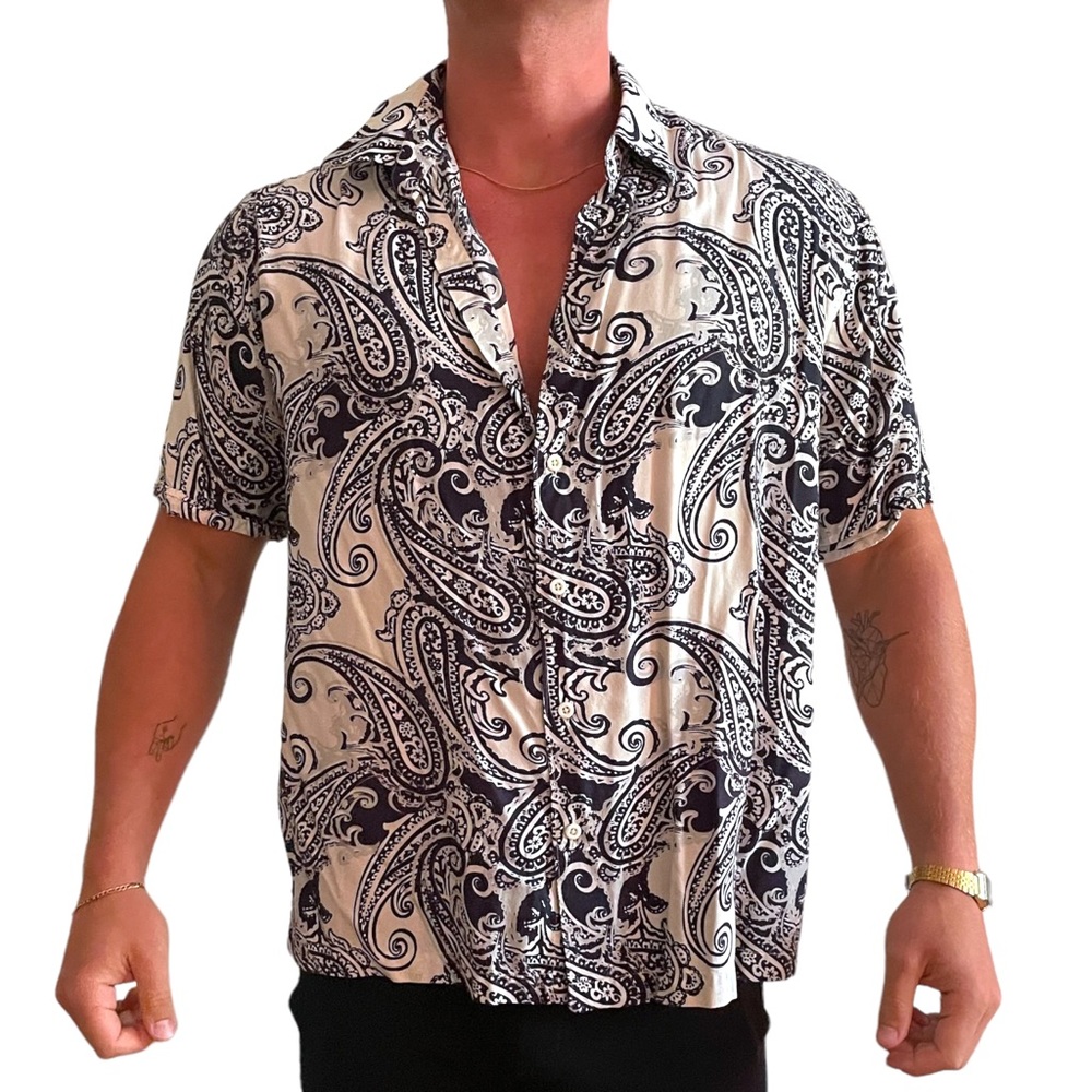 The Vibiest Button Down - image 2